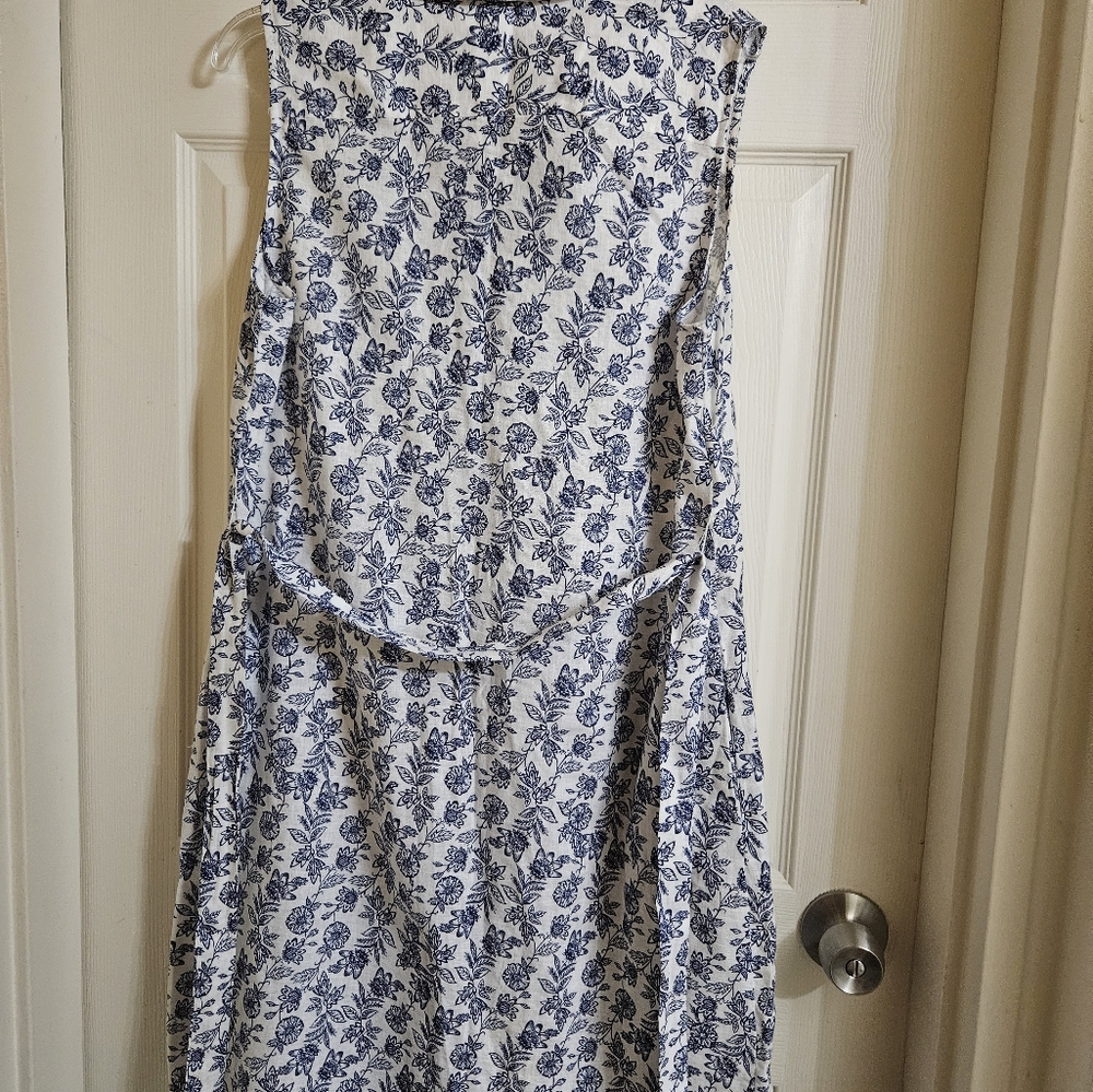 Tommy Hilfiger Blue Floral Pattern Top - Picture 5 of 5